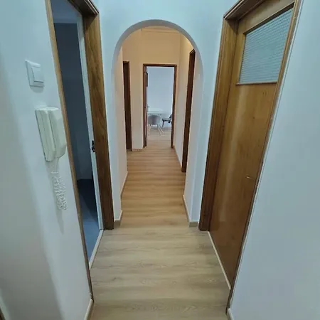 Apartment T2 Remodelado Odivelas (Lisbon)